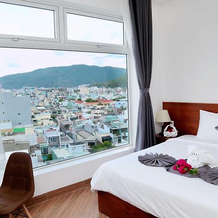 Thanh Van Hotel Куинён Экстерьер фото