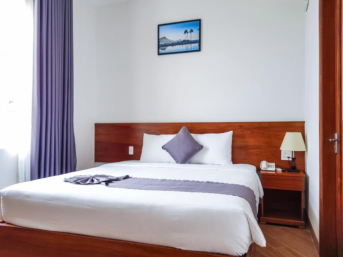 Thanh Van Hotel Куинён Экстерьер фото