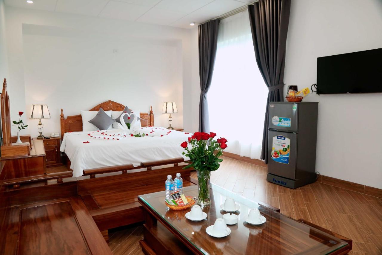 Thanh Van Hotel Куинён Экстерьер фото